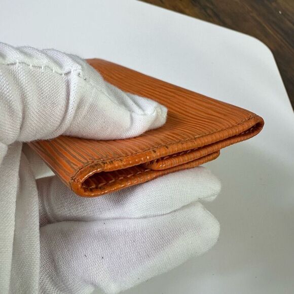 Louis Vuitton Orange Epi Leather 6 Key Holder Case Wallet - Picture 5 of 16